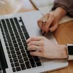 InterPals vs HelloTalk: Which Language Exchange App Is Better?