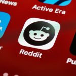 How to Link Another Post in Threads